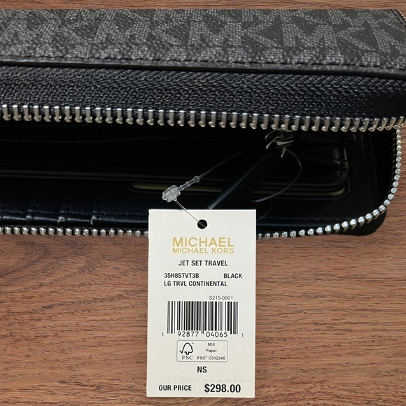 ✨NWT Michael Kors Large Continental Jet Set Travel Wallet Black ✨